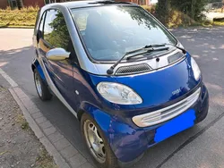 Blau Gebraucht 2001 Smart ForTwo Coupé Kleinwagen | 3.900 €