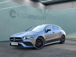 Grau Gebraucht 2021 Mercedes CLA200 AMG Kombi | 40.550 €