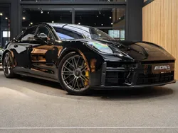 Schwarz Gebraucht 2024 Porsche Panamera Turbo E-Hybrid Limousine | 244.995 €