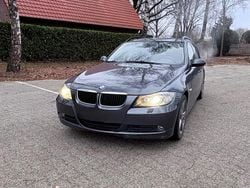 Grau Gebraucht 2006 BMW 320 Kombi | 2.399 € (Superpreis)