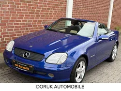 Blau Gebraucht 2001 Mercedes SLK200 Edition Cabrio | 3.990 € (Guter Preis)