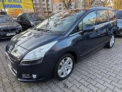 Blau Gebraucht 2011 Peugeot 5008 Platinum Van / Kleinbus | 5.650 € (Fairer Preis)