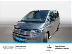 Grau Gebraucht 2024 VW T7 Life Van | 51.444 € (Guter Preis)