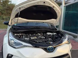 Weiß Gebraucht 2020 Toyota C-HR Style SUV | 22.000 € (Guter Preis)