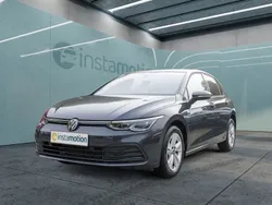 Grau Gebraucht 2023 VW Golf VIII Life Limousine | 21.110 € (Guter Preis)