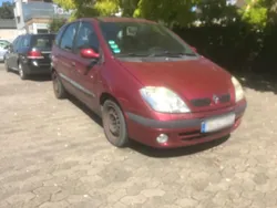 Rot Gebraucht 2000 Renault Scénic Van / Kleinbus | 900 €