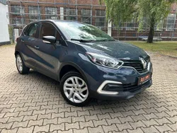 Blau Gebraucht 2017 Renault Captur Life SUV | 8.765 € (Guter Preis)