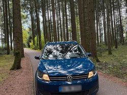 Blau Gebraucht 2011 VW Touran Van / Kleinbus | 5.750 € (Fairer Preis)