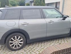 Grau Gebraucht 2019 Mini Cooper D Clubman Kombi | 11.999 € (Guter Preis)