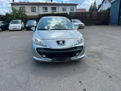 Silber Gebraucht 2007 Peugeot 207 Kleinwagen | 2.200 € (Fairer Preis)