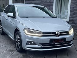 Silber Gebraucht 2021 VW Polo Active Limousine | 19.999 € (Etwas zu teuer)