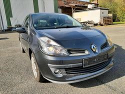 Gebraucht 2006 Renault Clio II Kleinwagen | 2.850 €