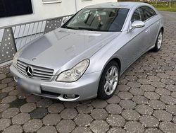 Silber Gebraucht 2005 Mercedes CLS350 Limousine | 8.500 € (Fairer Preis)