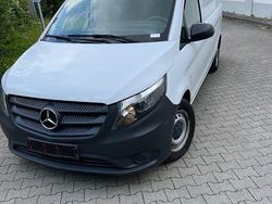 Weiß Gebraucht 2018 Mercedes Vito Van / Kleinbus | 17.000 €