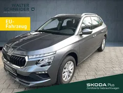 Graphitegrau metallic met. Gebraucht 2024 Skoda Kamiq Selection SUV | 22.450 € (Fairer Preis)