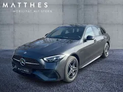 Grau Gebraucht 2024 Mercedes C300e AMG Kombi | 52.385 € (Guter Preis)