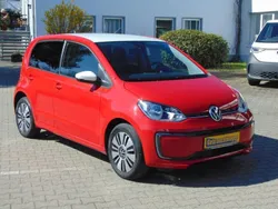Rot Gebraucht 2021 VW e-up! Style Kleinwagen | 11.450 € (Guter Preis)