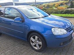 Blau Gebraucht 2007 VW Golf V Trendline Limousine | 1.450 € (Superpreis)
