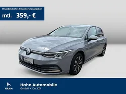 Grau Gebraucht 2024 VW Golf VIII Move Limousine | 26.430 € (Guter Preis)