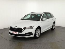 Weiß Gebraucht 2020 Skoda Octavia Ambition Kombi | 20.990 € (Etwas zu teuer)