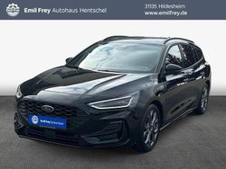 Schwarz Gebraucht 2024 Ford Focus ST-Line Limousine | 21.500 € (Superpreis)