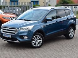 Blau Gebraucht 2019 Ford Kuga Cool & Connect SUV | 14.690 € (Superpreis)
