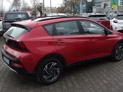 Rot Gebraucht 2022 Hyundai Bayon GO! SUV | 15.900 € (Guter Preis)