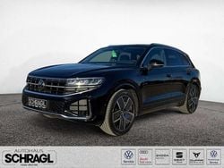Grenadillschwarz metallic Gebraucht 2025 VW Touareg R-line SUV | 74.875 € (Guter Preis)
