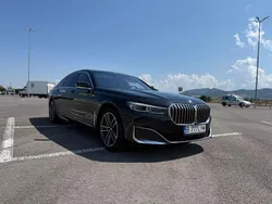 Schwarz Gebraucht 2022 BMW 750L Limousine | 55.660 € (Fairer Preis)