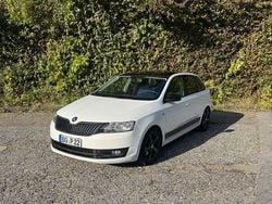 Weiß Gebraucht 2014 Skoda Rapid Ambition Limousine | 6.900 € (Guter Preis)