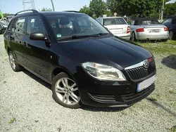 Schwarzmagic perleffekt Gebraucht 2010 Skoda Fabia Cool Edition Kombi | 2.800 € (Fairer Preis)