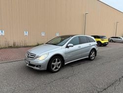 Grau Gebraucht 2006 Mercedes R350 Van / Kleinbus | 6.100 € (Guter Preis)