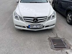 Beige Gebraucht 2009 Mercedes E220 Avantgarde Kombi | 13.500 €