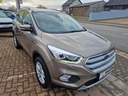 Pyritsilber metallic (metallic) Gebraucht 2019 Ford Kuga Cool & Connect SUV | 16.990 € (Fairer Preis)
