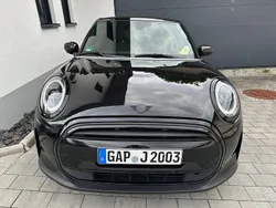 Schwarz Gebraucht 2021 Mini ONE Kleinwagen | 16.999 € (Fairer Preis)
