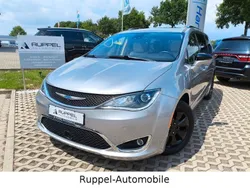 Silber Gebraucht 2019 Chrysler Pacifica Limited SUV | 28.490 €