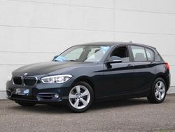 Midnight blue metallic (metallic) Gebraucht 2016 BMW 120 Sport Line Kleinwagen | 21.455 € (Teuer)