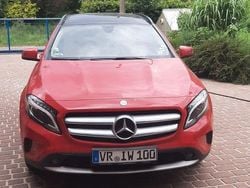 Rot Gebraucht 2016 Mercedes GLA180 Style SUV | 16.700 € (Guter Preis)