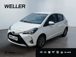 Weiß Gebraucht 2017 Toyota Yaris Comfort Kleinwagen | 12.480 € (Etwas zu teuer)