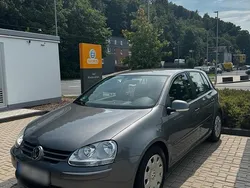 Grau Gebraucht 2006 VW Golf V Limousine | 5.100 € (Teuer)