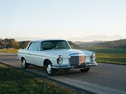 Weiß Gebraucht 1971 Mercedes 280 SE Coupé | 132.900 €