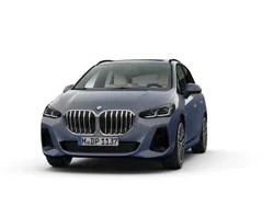 Gebraucht 2025 BMW 220 Active Tourer Luxury Line Van / Kleinbus | 26.906 € (Superpreis)