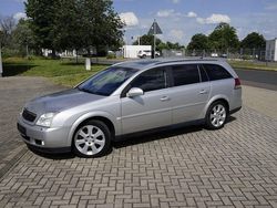 Silber Gebraucht 2004 Opel Vectra Kombi | 1.499 € (Superpreis)