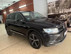 Deep black perleffekt Gebraucht 2018 VW Tiguan Highline SUV | 22.990 € (Guter Preis)