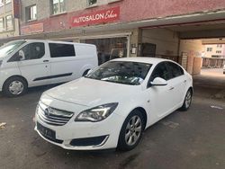 Schneeweiss/olympic/summit wh Gebraucht 2014 Opel Insignia Limousine | 7.590 € (Fairer Preis)