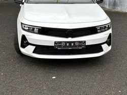 Weiß Gebraucht 2023 Opel Astra Kombi | 30.950 € (Teuer)