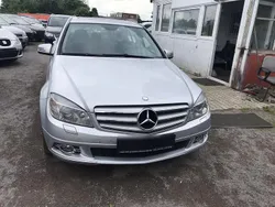 Silber Gebraucht 2008 Mercedes 180 Limousine | 4.300 €