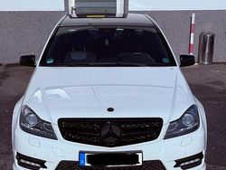 Weiß Gebraucht 2014 Mercedes C250 AMG Limousine | 18.000 €