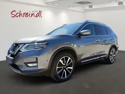 Grau Gebraucht 2021 Nissan X-Trail Tekna SUV | 21.480 €