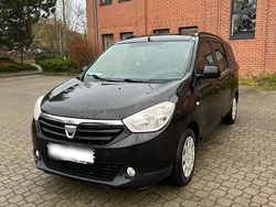 Schwarz Gebraucht 2015 Dacia Lodgy Van / Kleinbus | 4.450 € (Fairer Preis)